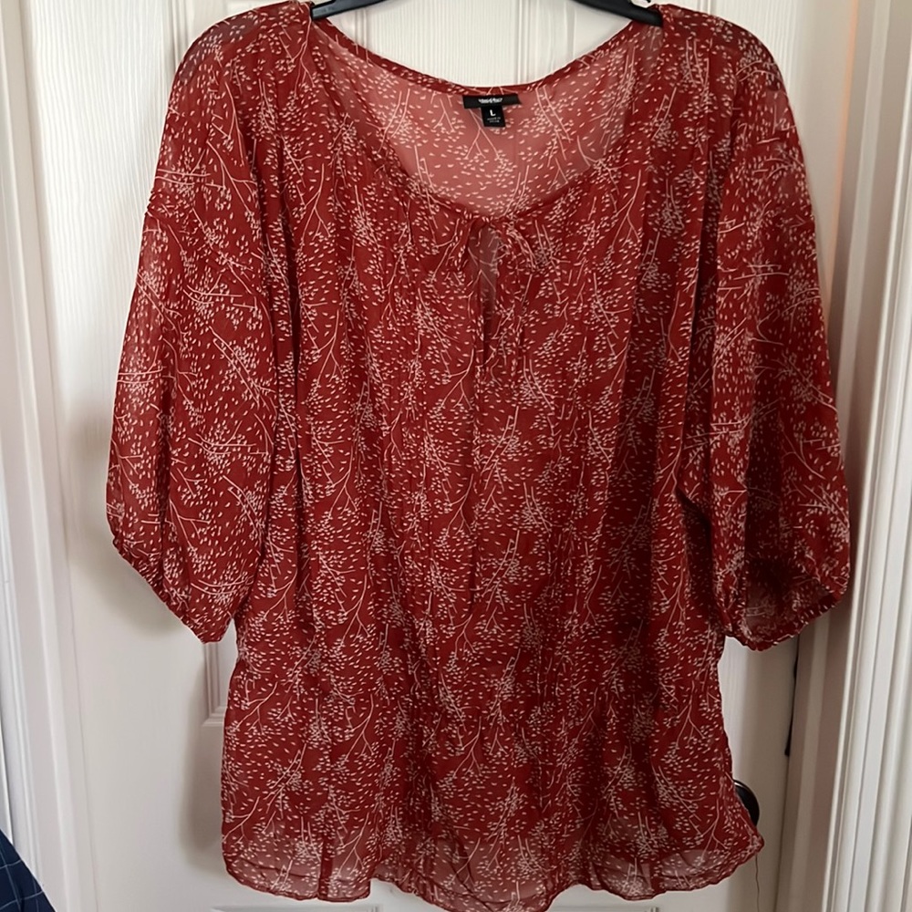 Mossimo Sheer rust top Sz. L